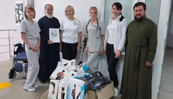 UOC faithful delivered aid to a rehabilitation center in Khmelnytskyi. Photo: UOC Information Center