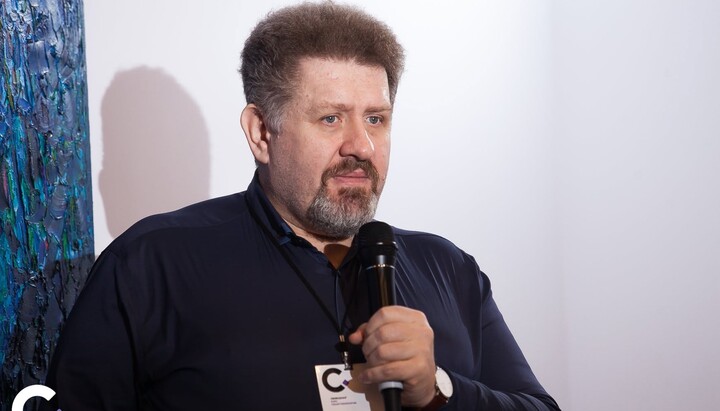 Μποντarenko: Η κατασκευή πανθέου στη Λαύρα θα προκαλέσει διεθνές σκάνδαλο