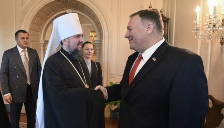 Глава ПЦУ Епіфаній Думенко з держсекретарем США Майком Помпео. Фото: прес-служба ПЦУ