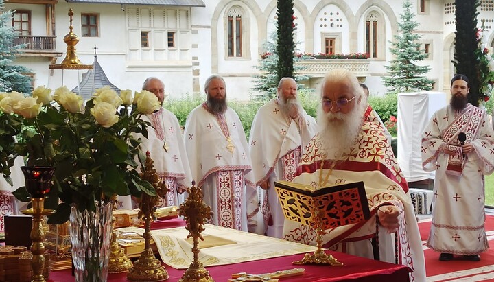 Divine Liturgy at Romania’s Putna Monastery on July 10, 2026. Photo: Facebook page of the faithful of the Chernivtsi Eparchy