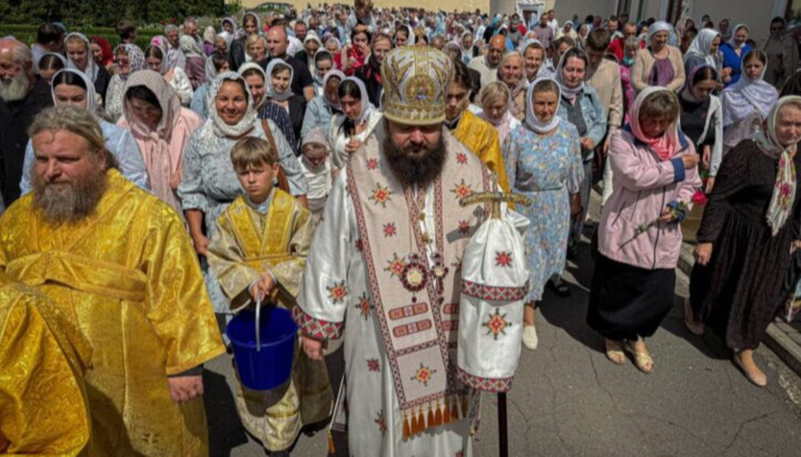 Крестный ход в Межирицком монастыре. Фото: Ровенская епархия