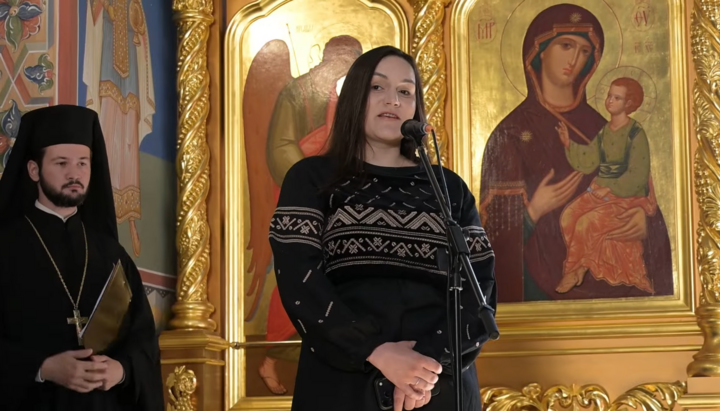 Виступ Бережної в Лаврі. Фото: «Укрінформ»