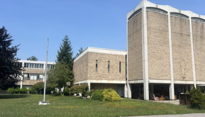 Former Catholic seminary building in Bay Shore. Photo: LIBN