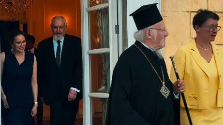 Patriarch Bartholomew and Metropolitan Emmanuel at a reception at the French Consulate. Photo: Fos Fanariou