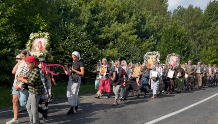 Хресний хід до Почаєва. Фото: СПЖ