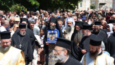 У Болгарії сотні віруючих зустріли Гавайську ікону Богородиці