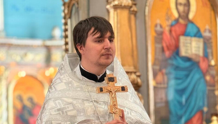 Priest Andriy Denysenko. Photo: t.me/nikita_chekman