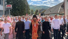 У Рахові здійснили традиційний хресний хід з Хрестом Господнім