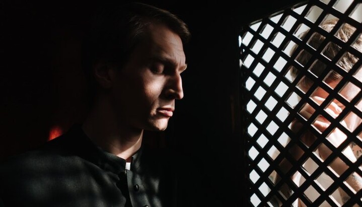 Confession. Photo: Pexels/cottonbro studio