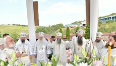 Metropolitan Longin leads patronal feast at Bancheny Monastery's skete