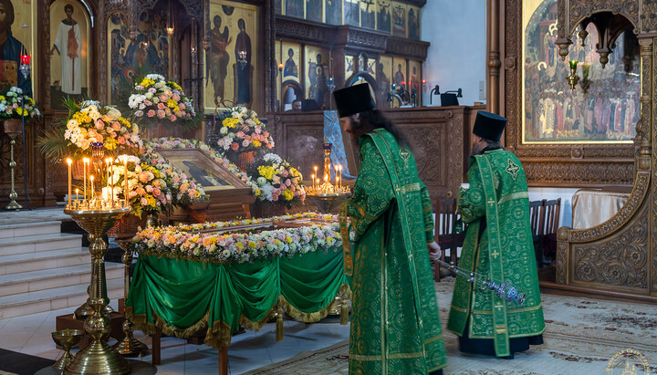 У Святогірській лаврі відкрили для поклоніння мощі Іоанна Затворника. Фото: прес-служба Святогірської лаври