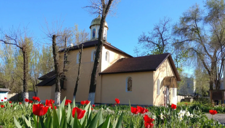 Zaporizhzhia City Council handed a church seized from the UOC over to the OCU. Photo: ZaBor
