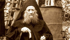 Στον Άθωνα γυρίζουν σειρά για τον όσιο Ιωσήφ τον Ησυχαστή
