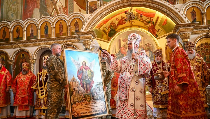 Dumenko in the seized cathedral in Cherkasy. Photo: OCU