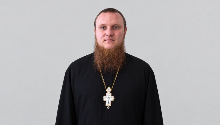 Ушедший в ПЦУ архимандрит Серафим (Растворов). Фото: anons-zak.com