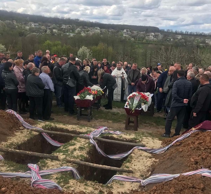 В Харьковской и Ровенской епархиях УПЦ отпели воинов фото 2