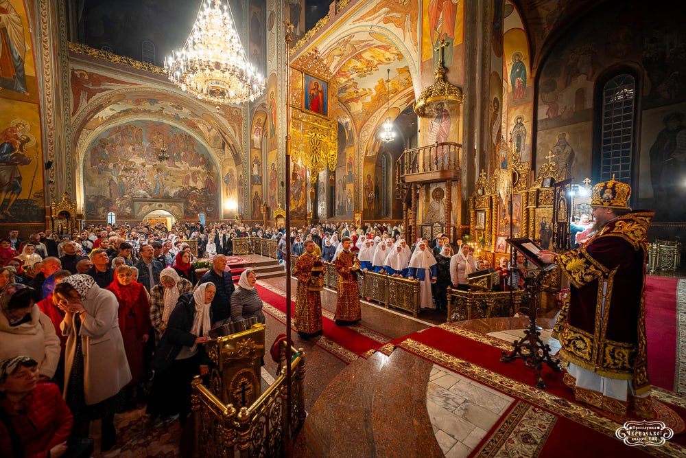 Easter service of the UOC in the Cherkasy Cathedral before the seizure by the OCU.
