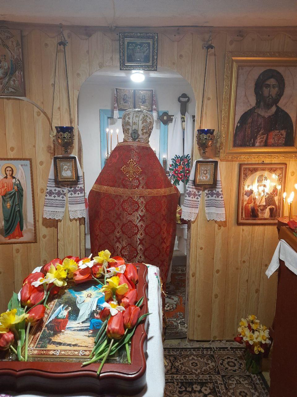 «Η εκκλησία είναι ζωντανή!»: το πασχαλινό φλας-μομπ της ΕΟΔ фото 2